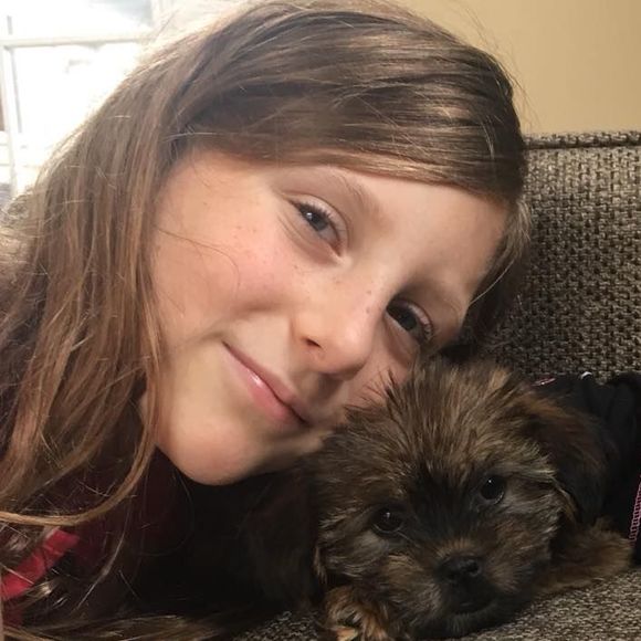 Meet your Posher, Jenn - Picture 1 of 1